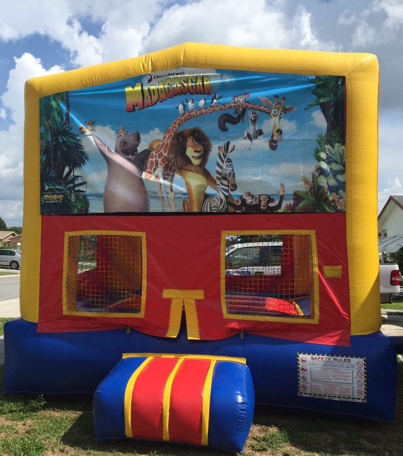 Bounce House 13x13 with Themed Banner